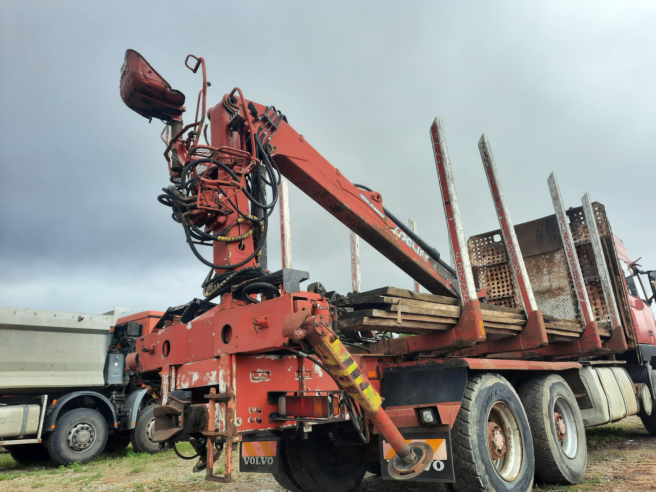 LOGLIFT F 105 S - ونش كرين: صور 2 LOGLIFT F 105 S - ونش كرين: صور 2