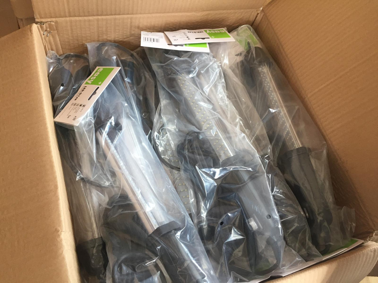 Lampa warsztatowa na 5 metrowym przewodzie zasilającym - أخرى: صور 5 Lampa warsztatowa na 5 metrowym przewodzie zasilającym - أخرى: صور 5