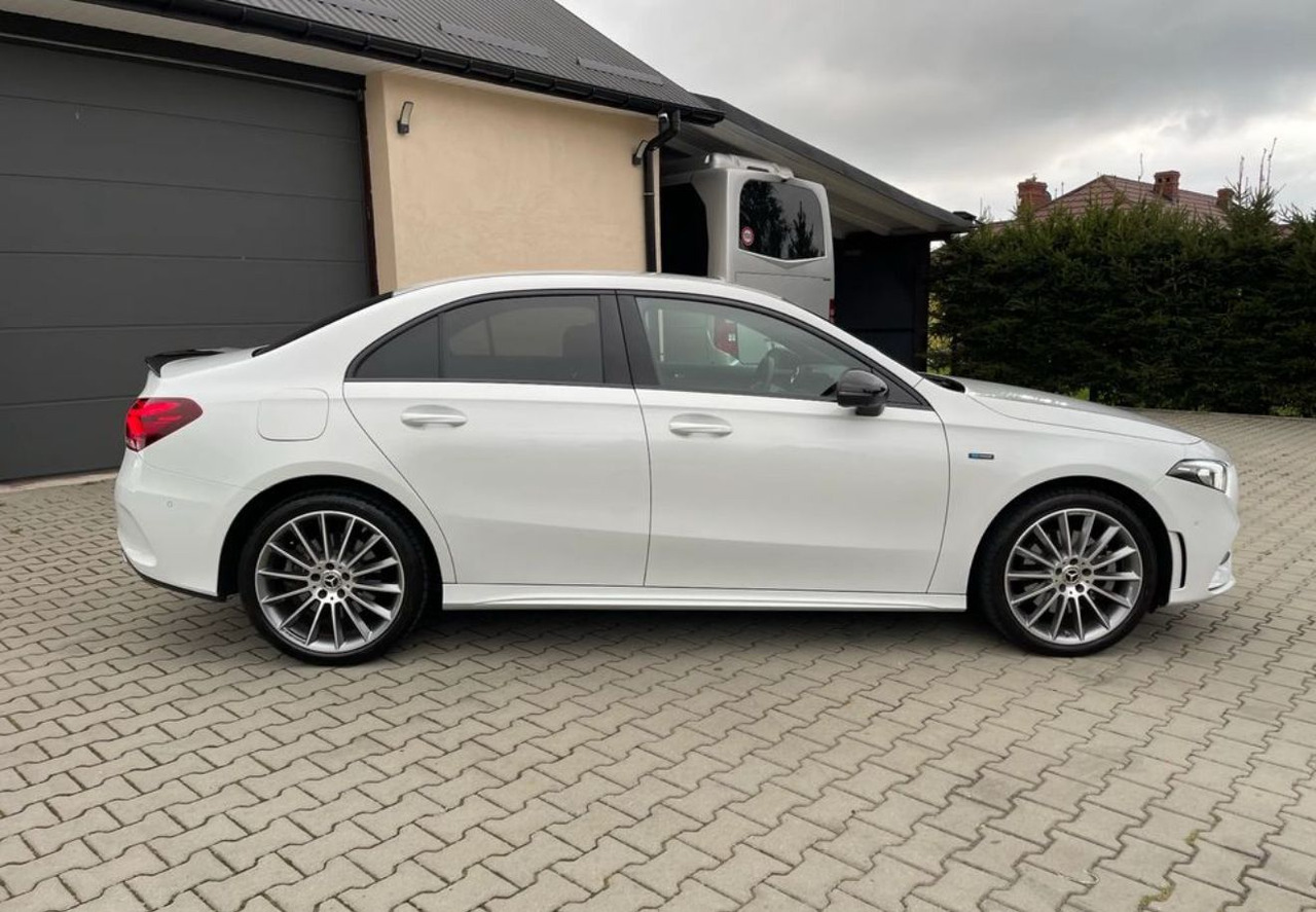 Mercedes A250e - سيارة: صور 4 Mercedes A250e - سيارة: صور 4