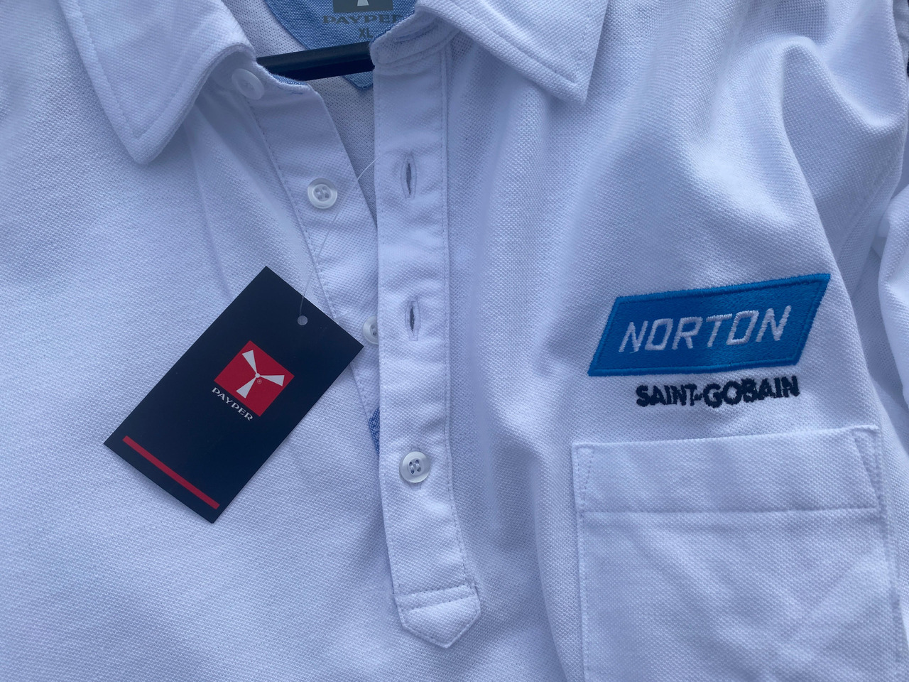 Norton, Dedra ukośnica, zestaw kluczy, lampa z czujnikiem, koszulka Polo - أخرى: صور 5 Norton, Dedra ukośnica, zestaw kluczy, lampa z czujnikiem, koszulka Polo - أخرى: صور 5