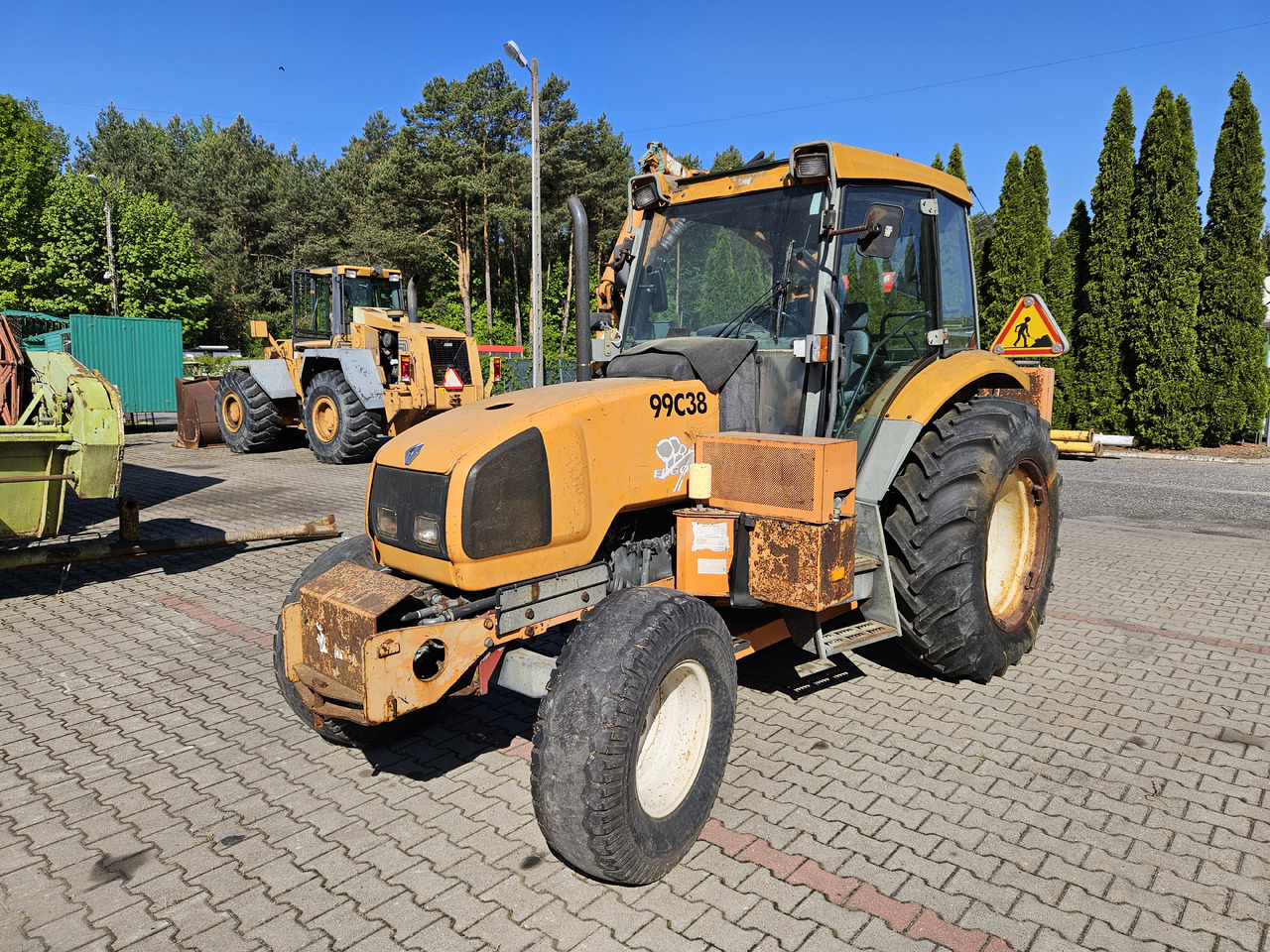 Renault Egros - جزازة المروج: صور 4 Renault Egros - جزازة المروج: صور 4