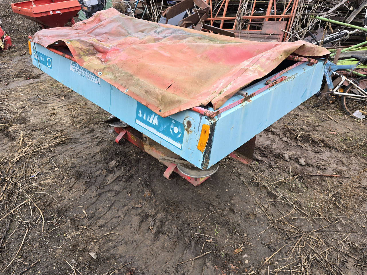 SULKY DPX 1500 L - آلة رش الأسمدة: صور 5 SULKY DPX 1500 L - آلة رش الأسمدة: صور 5
