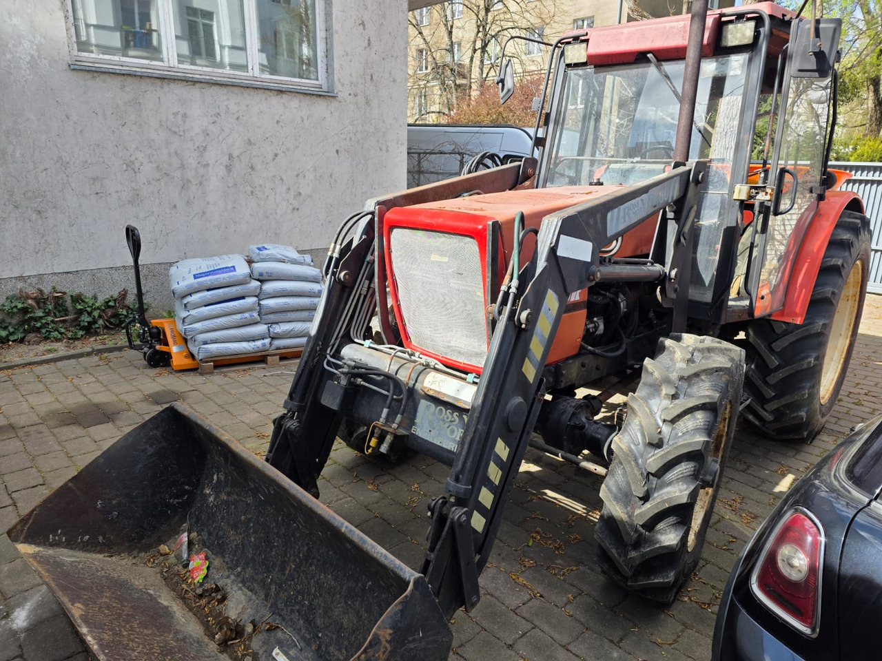 Zetor 9540 - جرار: صور 4 Zetor 9540 - جرار: صور 4