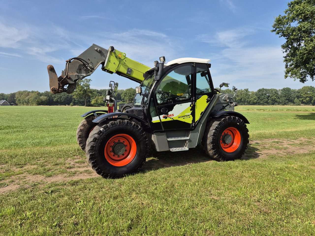 Claas 746 Scorpion - رافعة تلسكوبية: صور 1 Claas 746 Scorpion - رافعة تلسكوبية: صور 1