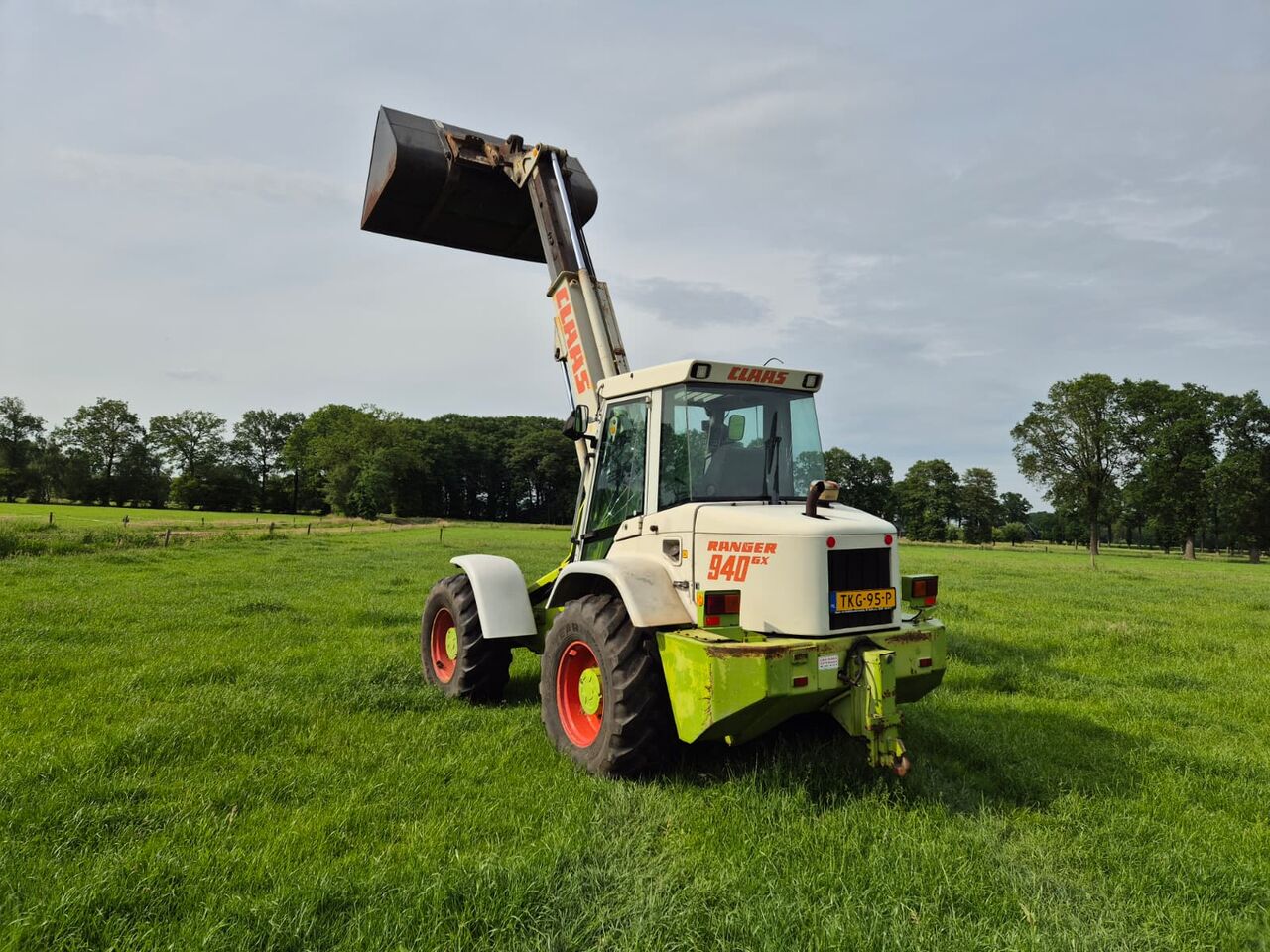 Claas Ranger 940 RX - اللودر بعجل: صور 5 Claas Ranger 940 RX - اللودر بعجل: صور 5