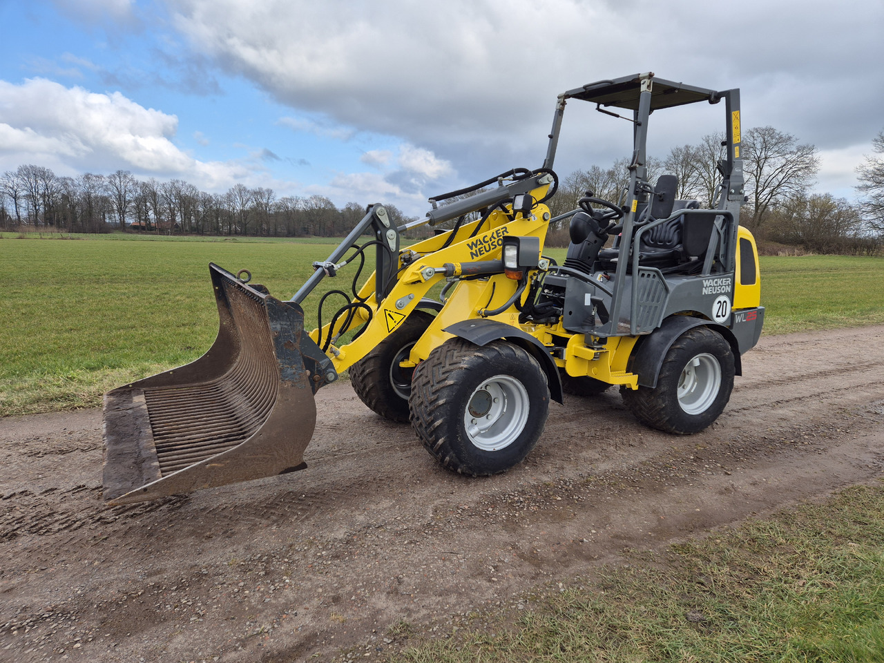 Wacker Neuson WL 25 - اللودر بعجل: صور 1 Wacker Neuson WL 25 - اللودر بعجل: صور 1