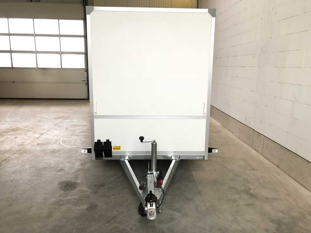 BLYSS F2736HTD Kofferanhänger - بصندوق مغلق مقطورة: صور 5 BLYSS F2736HTD Kofferanhänger - بصندوق مغلق مقطورة: صور 5