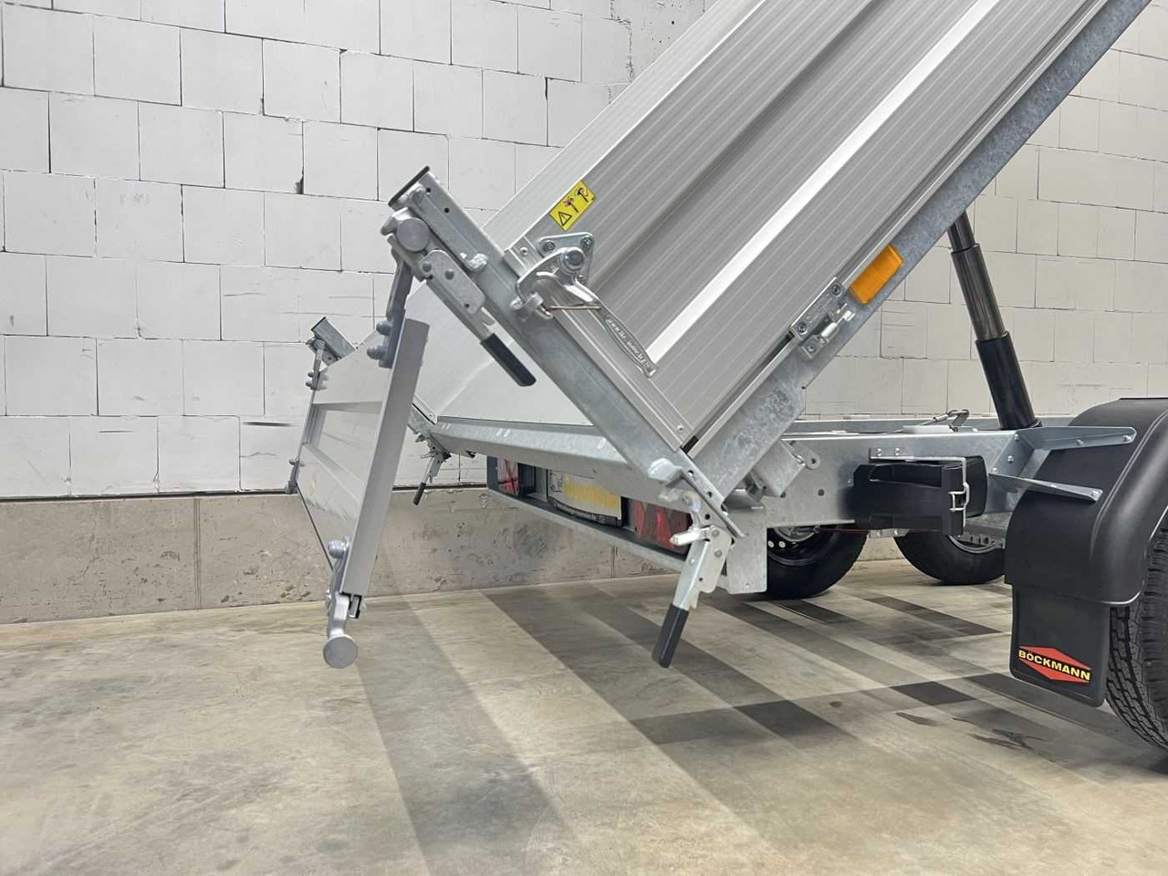 BOECKMANN DK-AL 3218/30 P Eco XXL Dreiseitenkipper - قلابة مقطورة: صور 3 BOECKMANN DK-AL 3218/30 P Eco XXL Dreiseitenkipper - قلابة مقطورة: صور 3