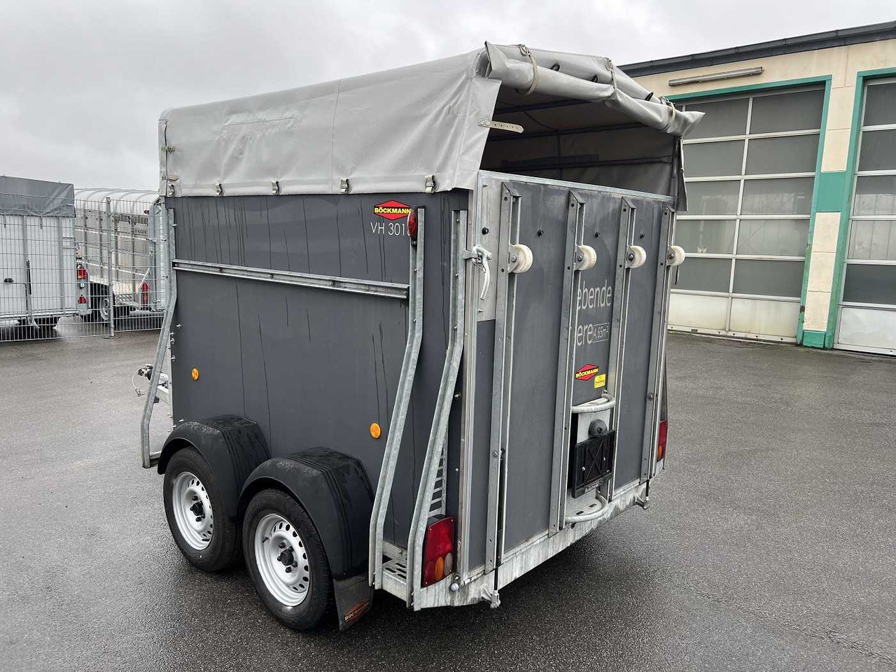 BOECKMANN VH 3016/24 Viehanhänger - شاحنة نقل المواشي مقطورة: صور 5 BOECKMANN VH 3016/24 Viehanhänger - شاحنة نقل المواشي مقطورة: صور 5
