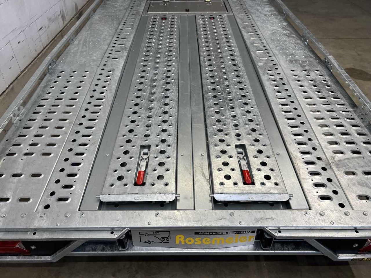 BRIAN_JAMES T Transporter 231-4520-30-2-10 Autotransporter - شاحنة نقل سيارات مقطورة: صور 5 BRIAN_JAMES T Transporter 231-4520-30-2-10 Autotransporter - شاحنة نقل سيارات مقطورة: صور 5