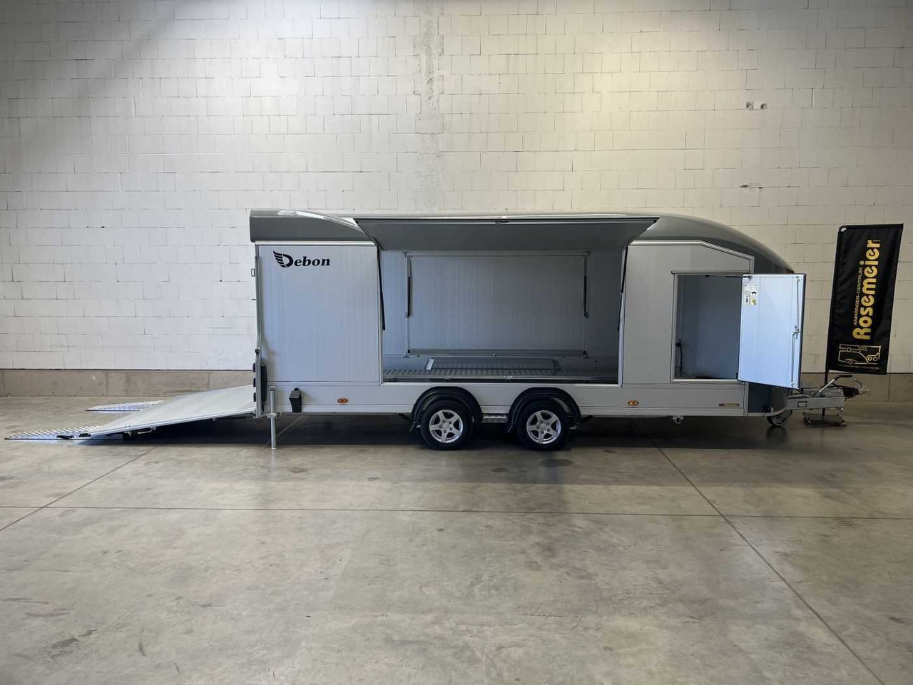 CHEVAL LIBERTE DEBON C2000 Roadster ALF Autotransporter geschlossen - شاحنة نقل سيارات مقطورة: صور 1 CHEVAL LIBERTE DEBON C2000 Roadster ALF Autotransporter geschlossen - شاحنة نقل سيارات مقطورة: صور 1
