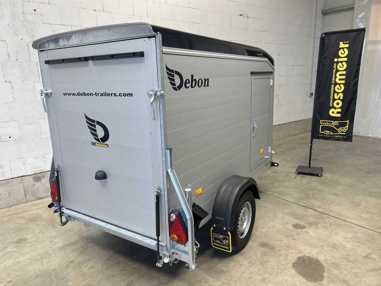 CHEVAL LIBERTE DEBON C255 Seitentür Kofferanhänger - بصندوق مغلق مقطورة: صور 4 CHEVAL LIBERTE DEBON C255 Seitentür Kofferanhänger - بصندوق مغلق مقطورة: صور 4