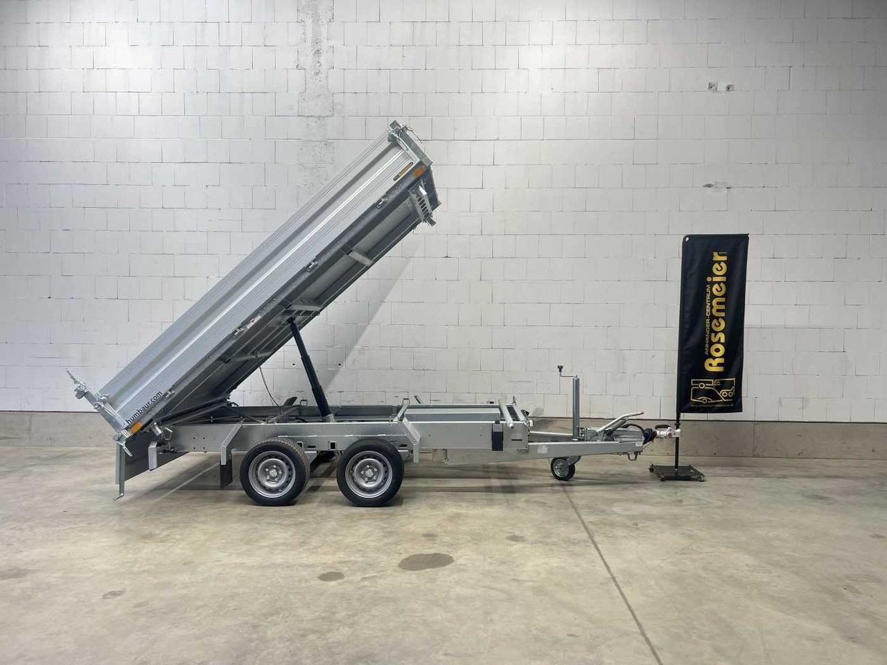 HUMBAUR HTK 3500.31 Dreiseitenkipper - قلابة مقطورة: صور 1 HUMBAUR HTK 3500.31 Dreiseitenkipper - قلابة مقطورة: صور 1