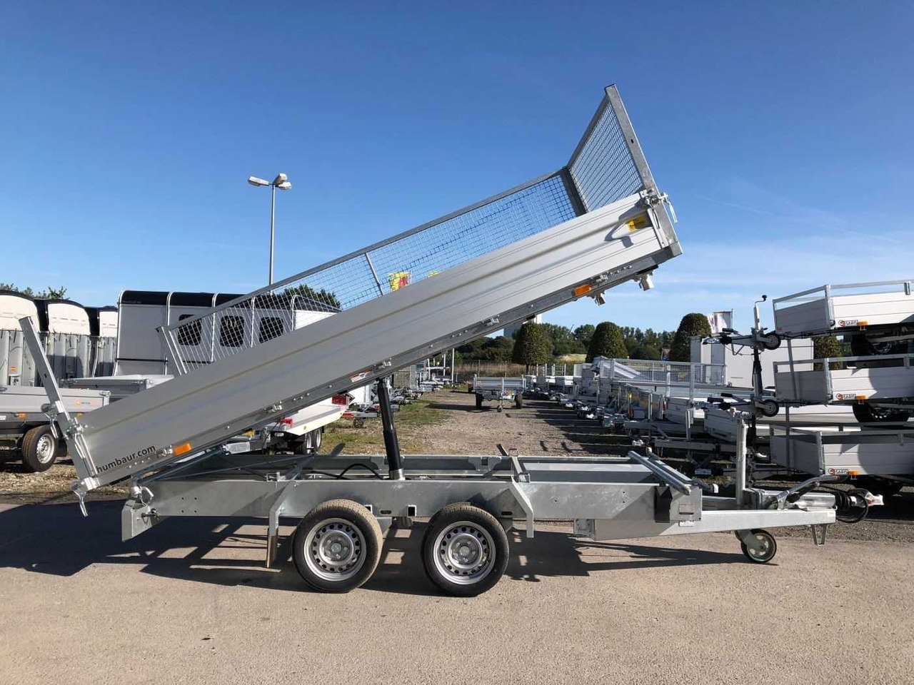 HUMBAUR HTK 3500.37 Gitter Dreiseitenkipper - قلابة مقطورة: صور 2 HUMBAUR HTK 3500.37 Gitter Dreiseitenkipper - قلابة مقطورة: صور 2