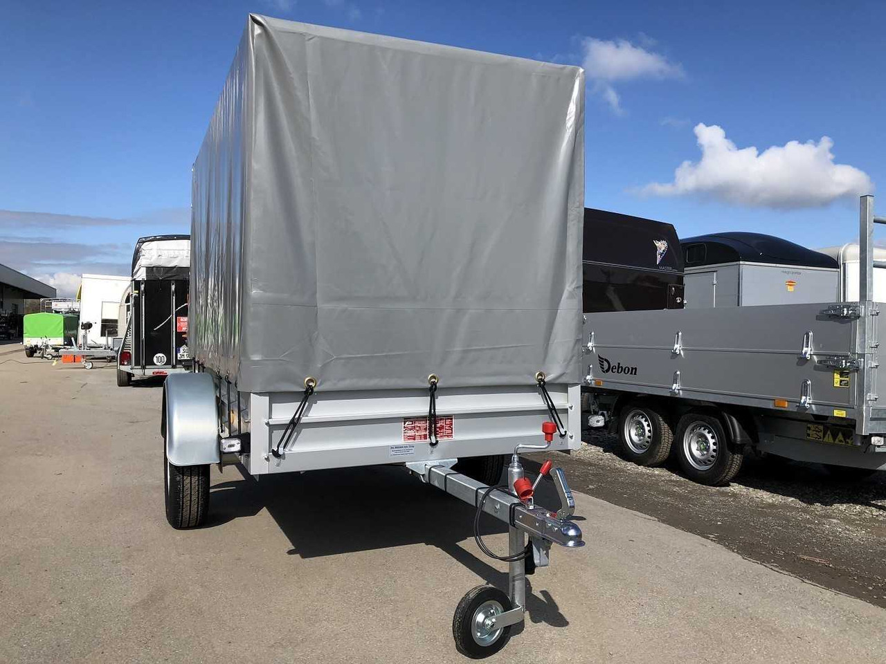 KOCH U4 mit Plane 1100 grau Kastenanhänger ungebremst - مقطورات السيارات: صور 2 KOCH U4 mit Plane 1100 grau Kastenanhänger ungebremst - مقطورات السيارات: صور 2