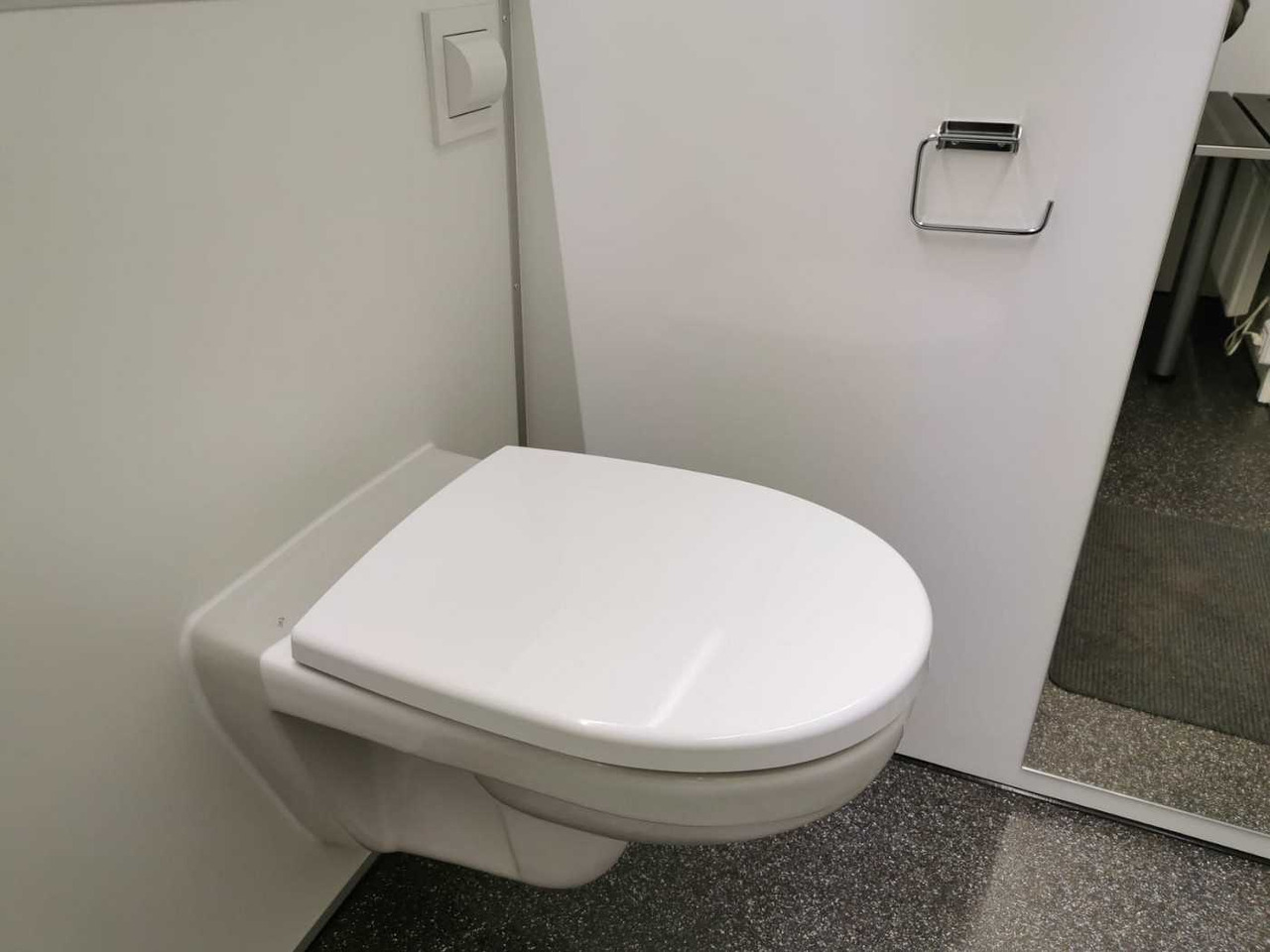 جديد البيت الحاوية, مقطورة ROSEMEIER EW TA-NO Badanhänger mit WC LUX Toilettenanhänger: صور 28