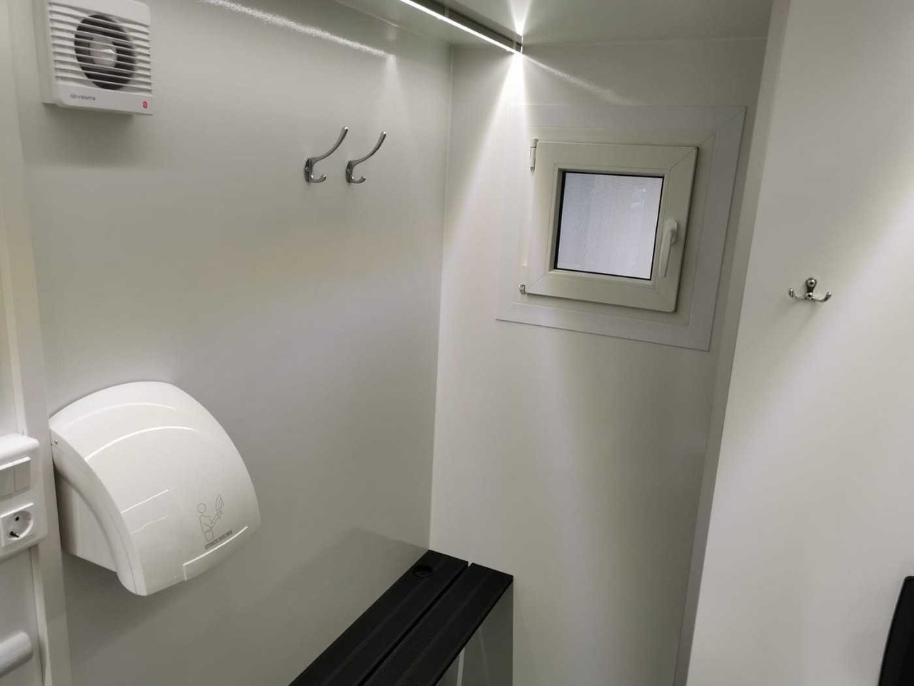 جديد البيت الحاوية, مقطورة ROSEMEIER EW TA-NO Badanhänger mit WC LUX Toilettenanhänger: صور 23
