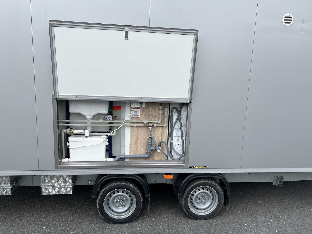 ROSEMEIER VE MOBI 7344-SP-3 Mannschaftswagen - بصندوق مغلق مقطورة: صور 5 ROSEMEIER VE MOBI 7344-SP-3 Mannschaftswagen - بصندوق مغلق مقطورة: صور 5