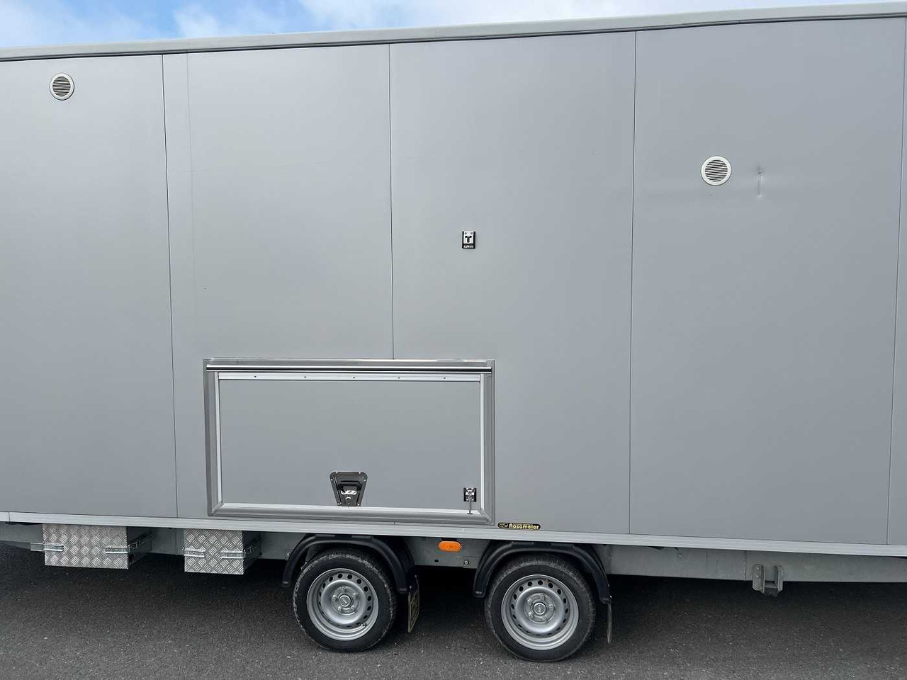 ROSEMEIER VE MOBI 7344-SP-3 Mannschaftswagen - بصندوق مغلق مقطورة: صور 4 ROSEMEIER VE MOBI 7344-SP-3 Mannschaftswagen - بصندوق مغلق مقطورة: صور 4