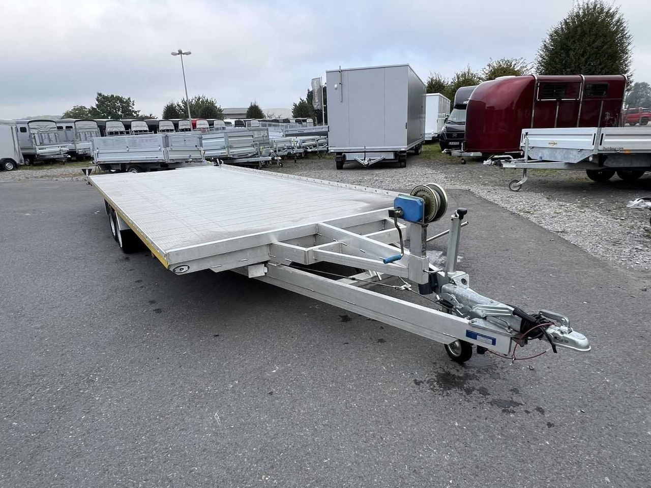 SCHARFEN Typ 13 Alu Autotransporter - شاحنة نقل سيارات مقطورة: صور 5 SCHARFEN Typ 13 Alu Autotransporter - شاحنة نقل سيارات مقطورة: صور 5