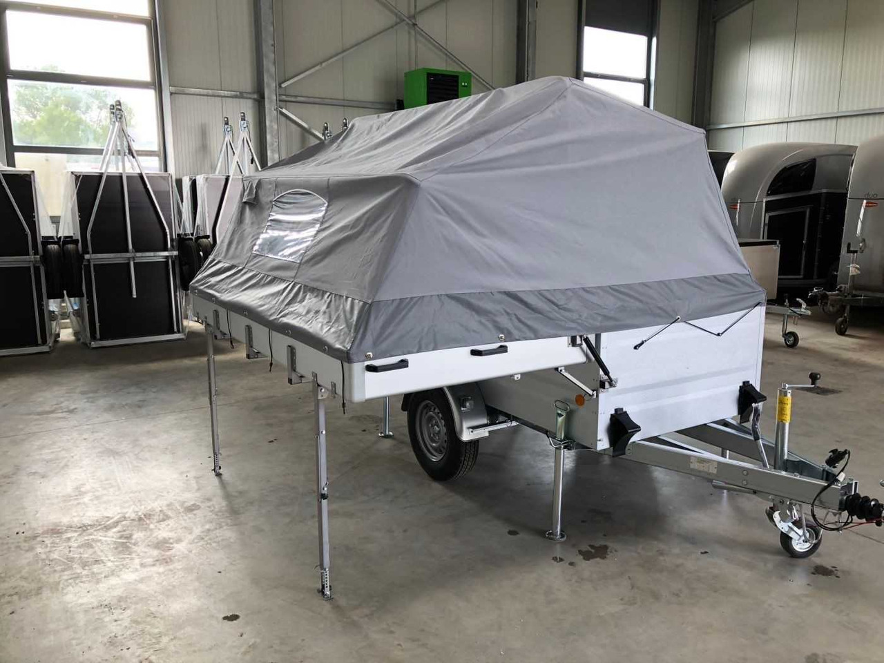 TPV KT-EB3 Street Camper Campinganhänger - كرفان سحب: صور 4 TPV KT-EB3 Street Camper Campinganhänger - كرفان سحب: صور 4