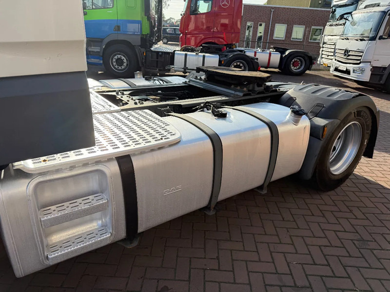 شاحنة جرار DAF XF 460 XF460 4x2 SSC / 2X Tank / only 887.721km / Holland Truck: صور 15
