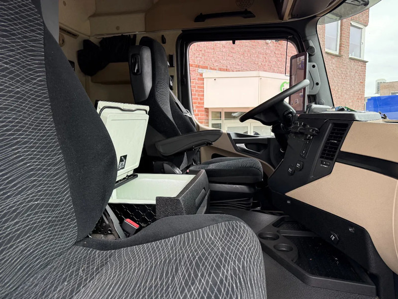 Mercedes-Benz Actros Actros 1840LS MP5 / Mirrorcams / Full spoiler / Holland Truck / Top condition - شاحنة جرار: صور 5 Mercedes-Benz Actros Actros 1840LS MP5 / Mirrorcams / Full spoiler / Holland Truck / Top condition - شاحنة جرار: صور 5