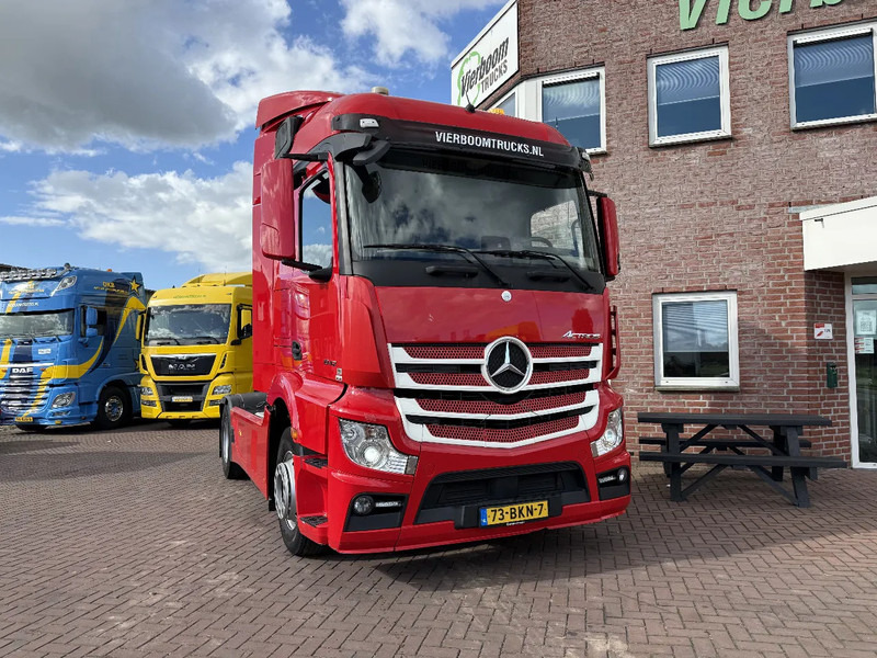 Mercedes-Benz Actros Actros 1842LS 4X2 Streamspace / ACC / Full MB service / Holland Truck - شاحنة جرار: صور 1 Mercedes-Benz Actros Actros 1842LS 4X2 Streamspace / ACC / Full MB service / Holland Truck - شاحنة جرار: صور 1