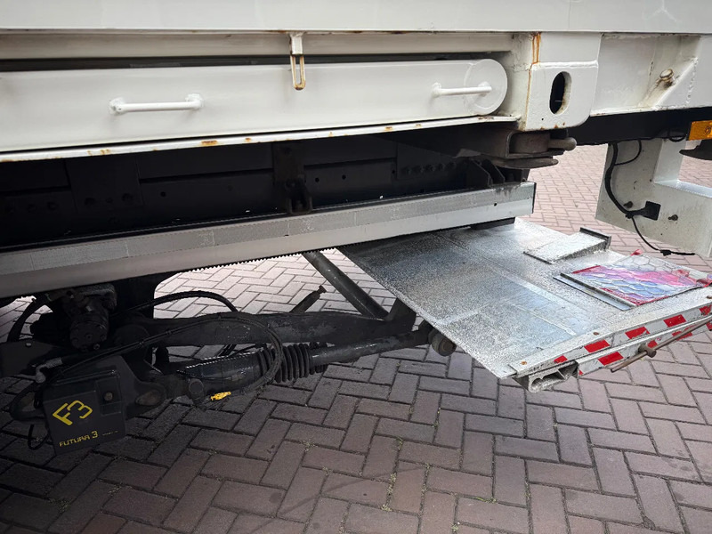 Mercedes-Benz Axor 1829 Axor 1829L BDF Mit Wechselkoffer+LBW Top NL Truck - بصندوق مغلق شاحنة: صور 5 Mercedes-Benz Axor 1829 Axor 1829L BDF Mit Wechselkoffer+LBW Top NL Truck - بصندوق مغلق شاحنة: صور 5