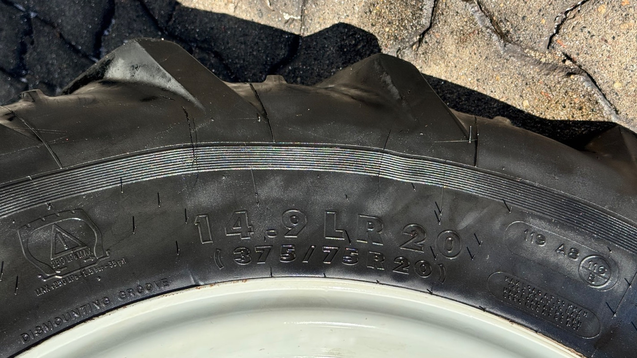 Steyr 4090 Kompakt - جرار: صور 4 Steyr 4090 Kompakt - جرار: صور 4