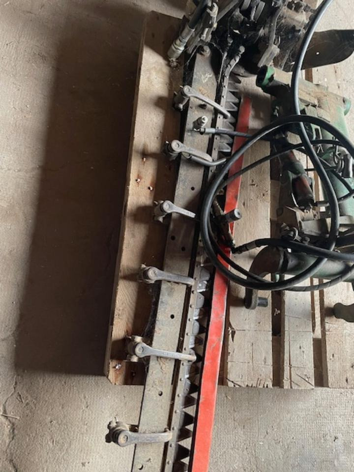 Doppelmesser-Mähwerk, Seitenanbau, passend zum John Deere 1140 - التقطيع جزازة/ ماكينات قطع الحشائش: صور 5 Doppelmesser-Mähwerk, Seitenanbau, passend zum John Deere 1140 - التقطيع جزازة/ ماكينات قطع الحشائش: صور 5