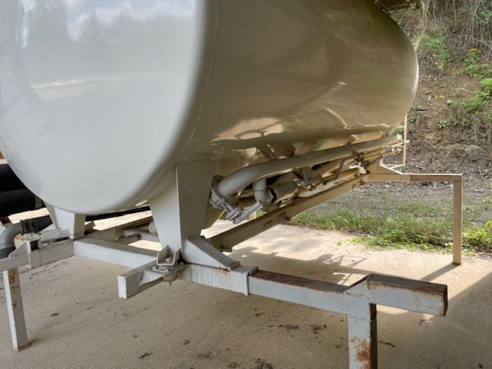 Wechselbrücke mit Silobehälter für den Mehltransport - صهريج حاوية: صور 4 Wechselbrücke mit Silobehälter für den Mehltransport - صهريج حاوية: صور 4