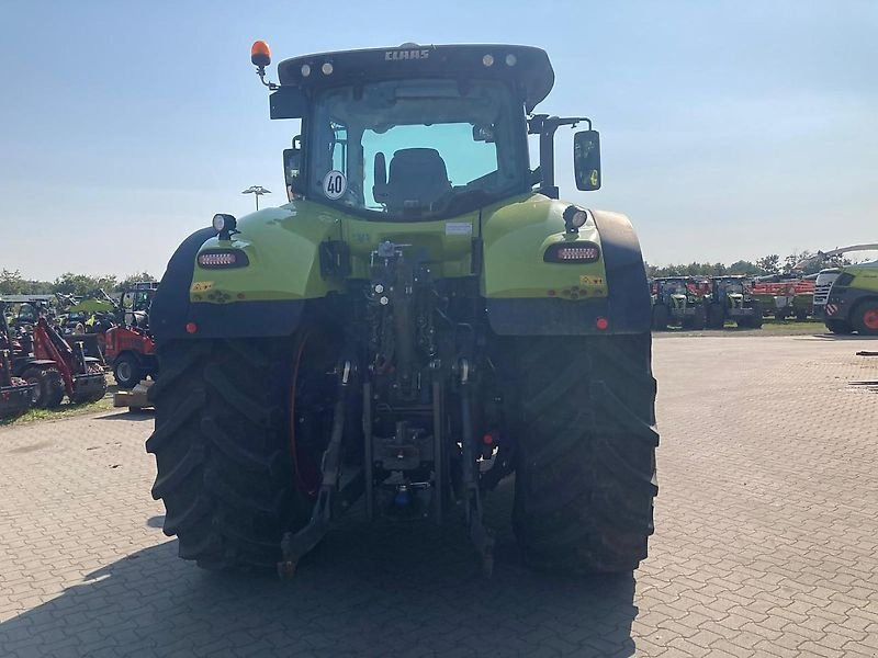 CLAAS Axion 930 - جرار: صور 2 CLAAS Axion 930 - جرار: صور 2
