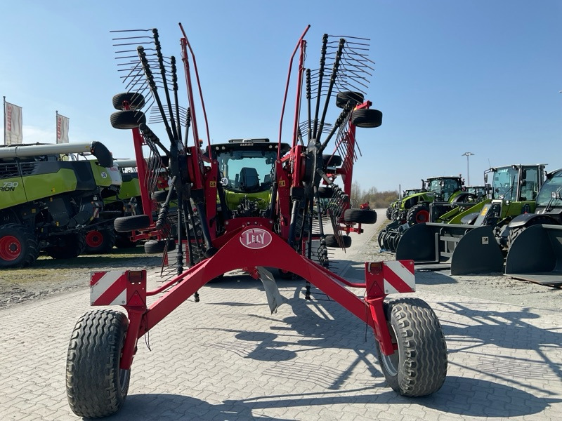 Lely Hibiscus 815 CD Vario - لمّامَة القش: صور 5 Lely Hibiscus 815 CD Vario - لمّامَة القش: صور 5