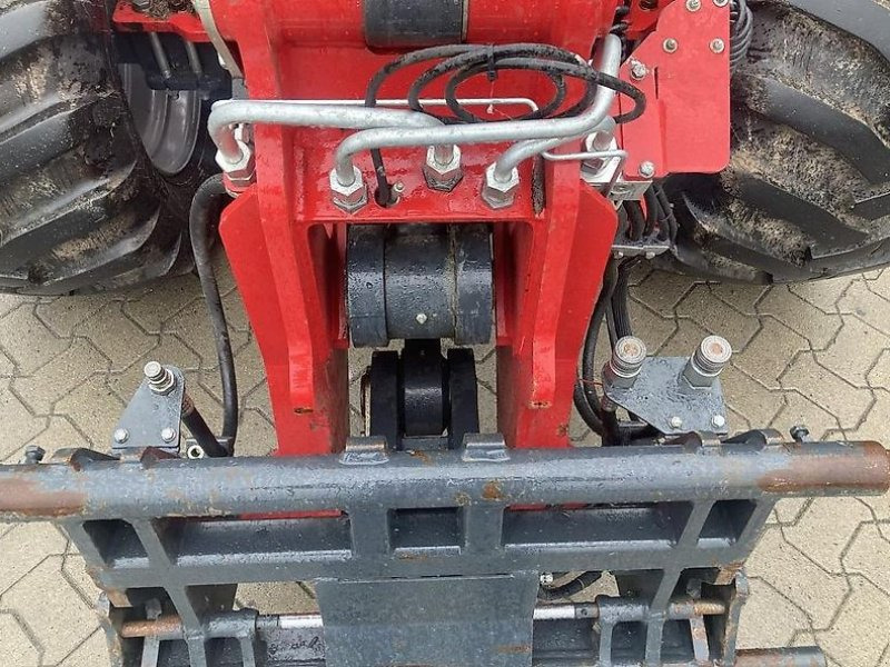 Schäffer 6680T - جرافة ذات عجلات تلسكوبية: صور 5 Schäffer 6680T - جرافة ذات عجلات تلسكوبية: صور 5