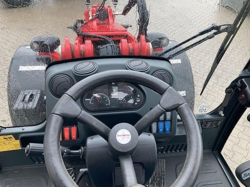 Schäffer 6680T - جرافة ذات عجلات تلسكوبية: صور 4 Schäffer 6680T - جرافة ذات عجلات تلسكوبية: صور 4