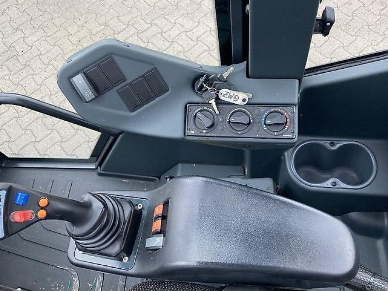 Schäffer 6680T - جرافة ذات عجلات تلسكوبية: صور 2 Schäffer 6680T - جرافة ذات عجلات تلسكوبية: صور 2