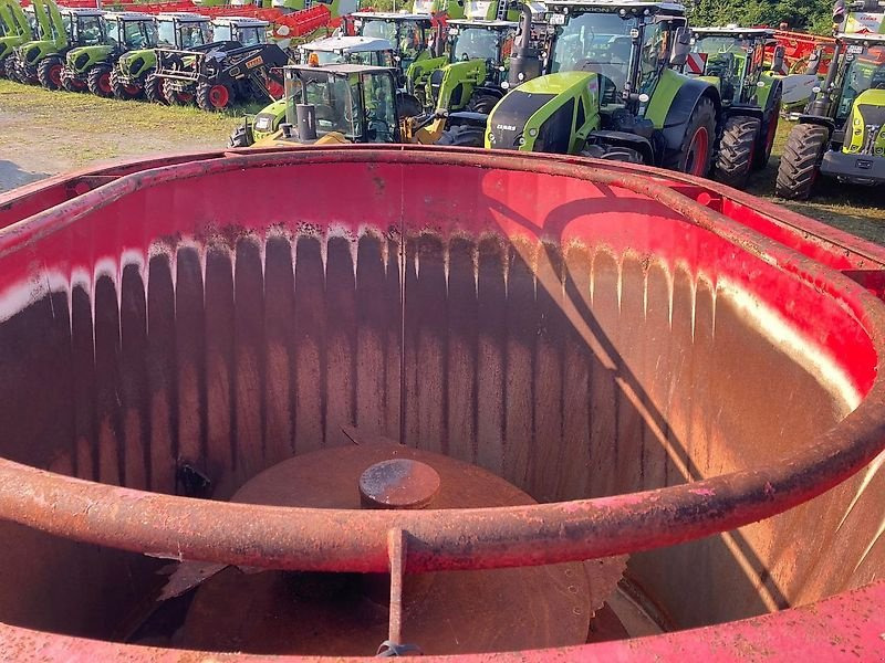 Siloking TrailedLine Classic Premium - آلة خلط وتوزيع الأعلاف: صور 2 Siloking TrailedLine Classic Premium - آلة خلط وتوزيع الأعلاف: صور 2