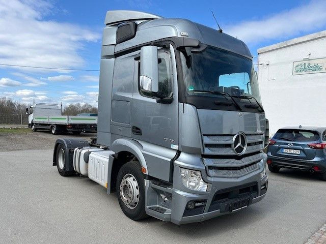 Mercedes-Benz Actros 4 MB 1943 SZM Gefahrgutvorbereitung - شاحنة جرار: صور 1 Mercedes-Benz Actros 4 MB 1943 SZM Gefahrgutvorbereitung - شاحنة جرار: صور 1