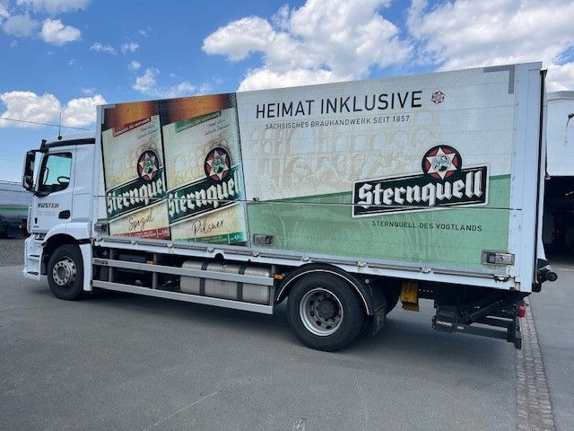 Mercedes-Benz Actros 5 MB 1835 mit Getränkeaufbau und Ladebord - نقل الشراب شاحنة: صور 5 Mercedes-Benz Actros 5 MB 1835 mit Getränkeaufbau und Ladebord - نقل الشراب شاحنة: صور 5