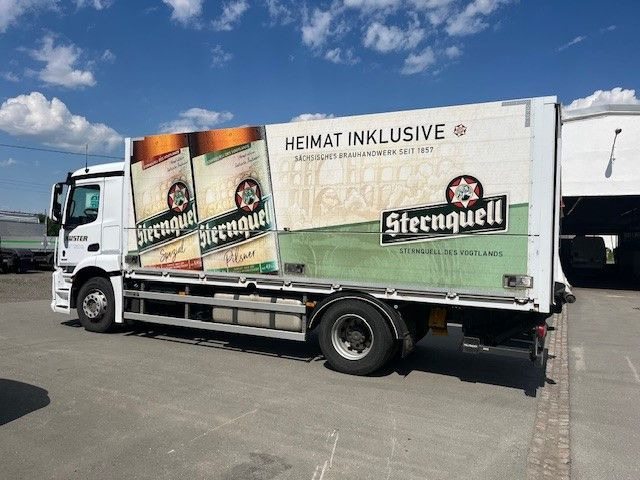 Mercedes-Benz Actros 5 MB 1835 mit Getränkeaufbau und Ladebord - نقل الشراب شاحنة: صور 3 Mercedes-Benz Actros 5 MB 1835 mit Getränkeaufbau und Ladebord - نقل الشراب شاحنة: صور 3