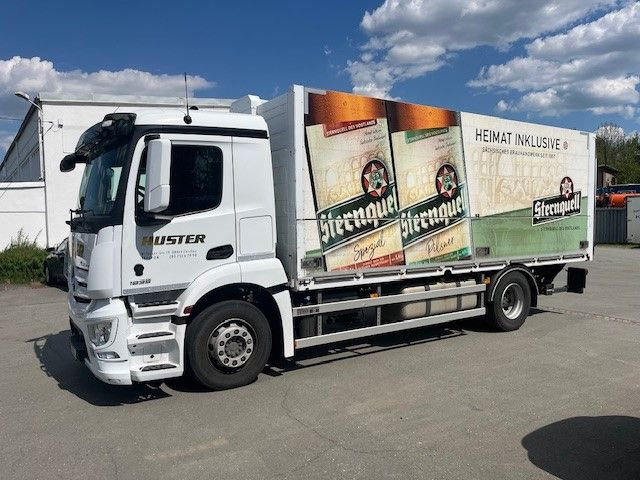 Mercedes-Benz Actros 5 MB 1835 mit Getränkeaufbau und Ladebord - نقل الشراب شاحنة: صور 2 Mercedes-Benz Actros 5 MB 1835 mit Getränkeaufbau und Ladebord - نقل الشراب شاحنة: صور 2