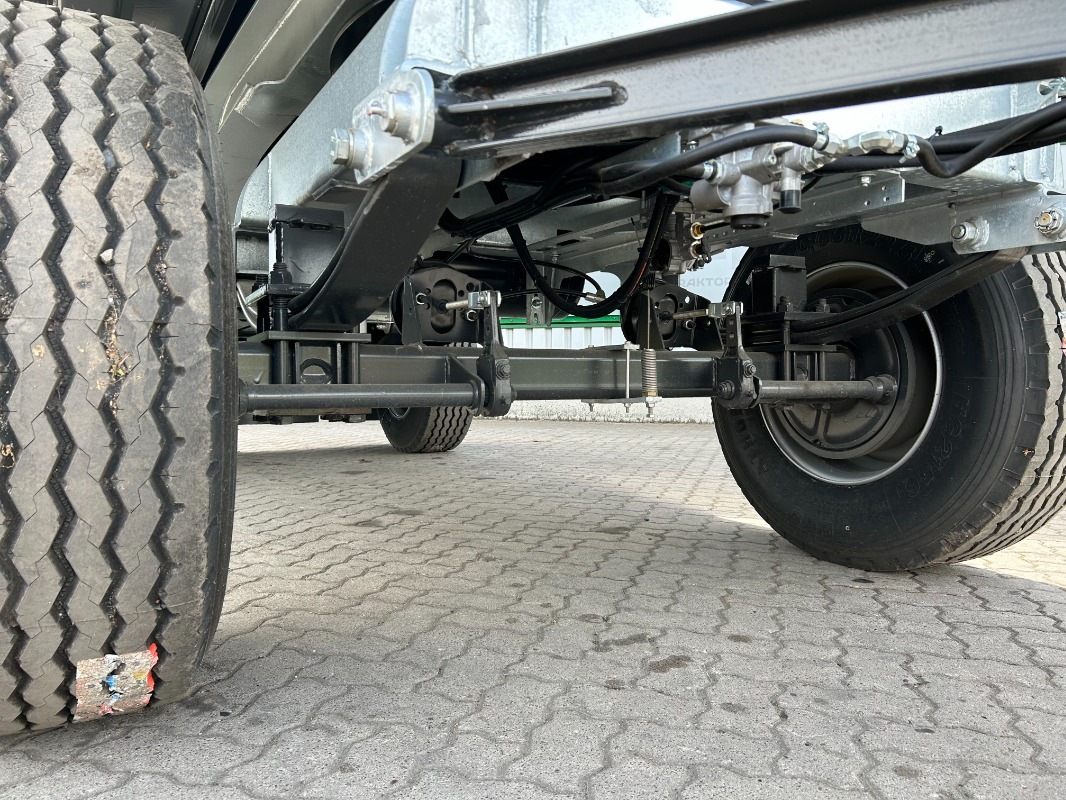 Fliegl DK 180 Maxum Fox limited - مقطورة: صور 3 Fliegl DK 180 Maxum Fox limited - مقطورة: صور 3