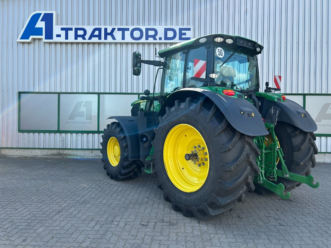 John Deere 6R 215 - جرار: صور 3 John Deere 6R 215 - جرار: صور 3
