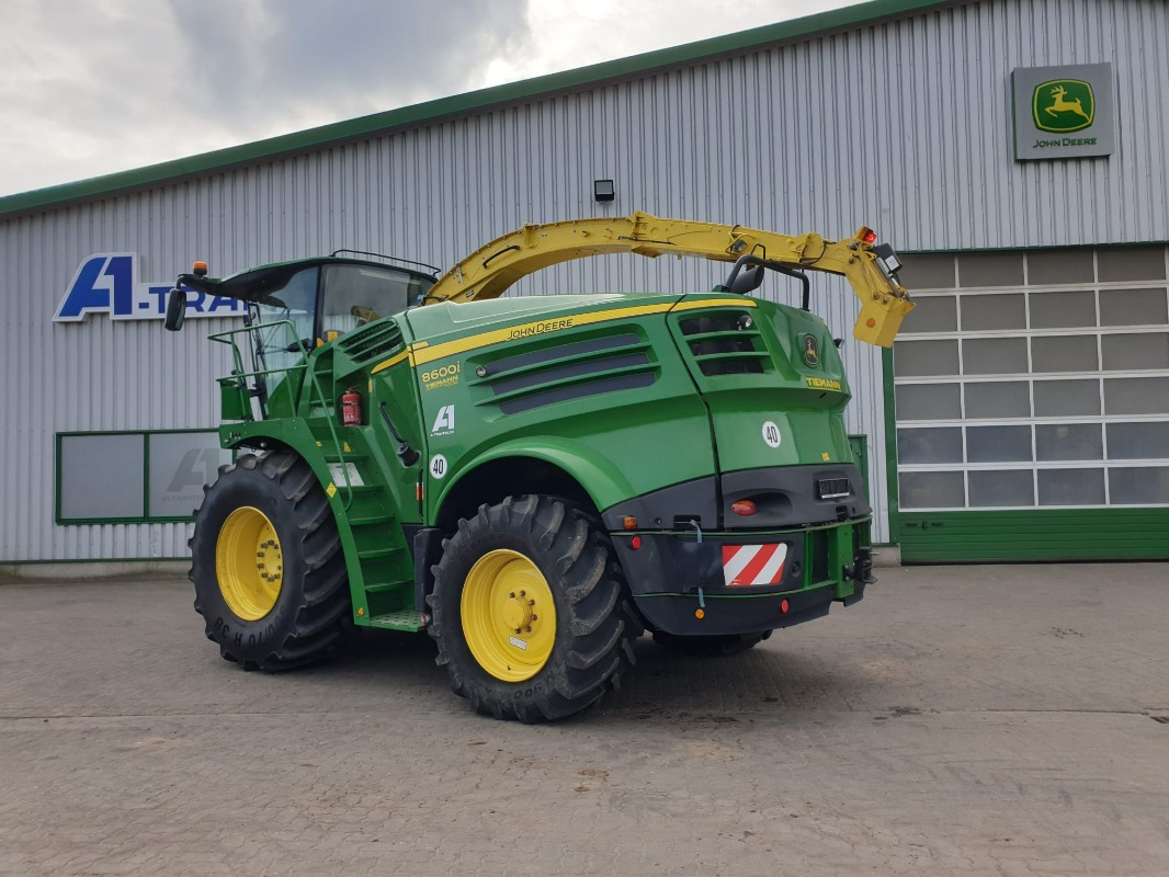 John Deere 8600I - آلة حصاد: صور 2 John Deere 8600I - آلة حصاد: صور 2