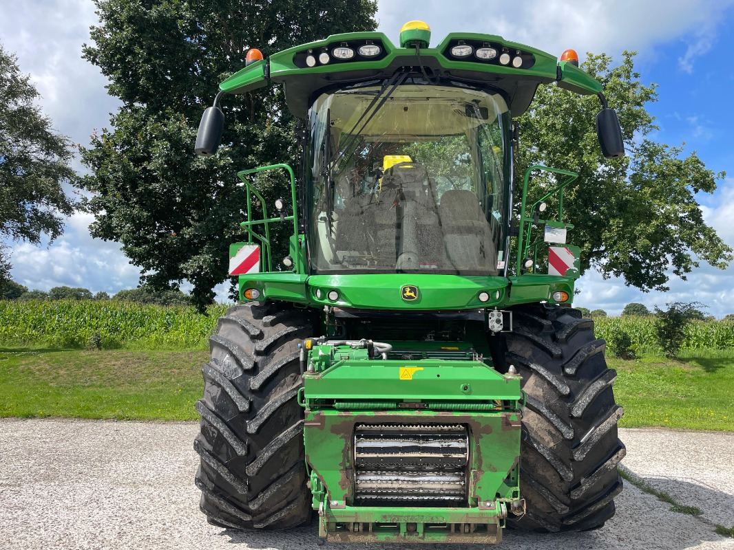 John Deere 9600i - آلة حصاد: صور 5 John Deere 9600i - آلة حصاد: صور 5