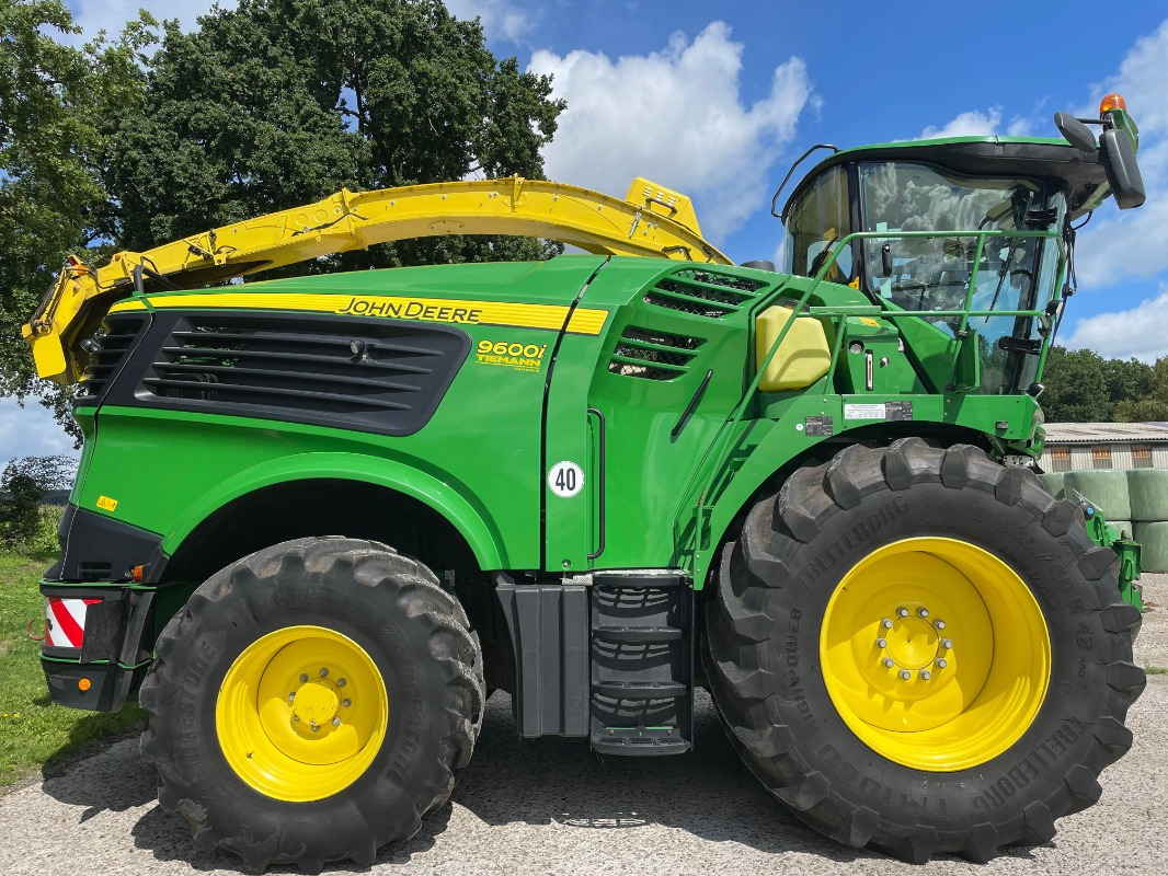 John Deere 9600i - آلة حصاد: صور 3 John Deere 9600i - آلة حصاد: صور 3