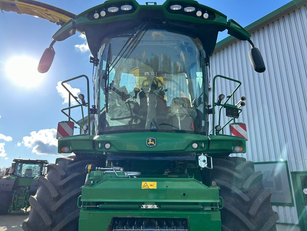 John Deere 9700i - آلة حصاد: صور 3 John Deere 9700i - آلة حصاد: صور 3