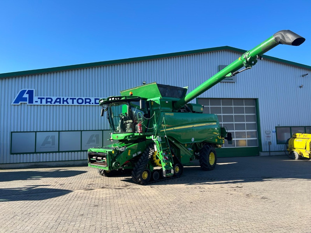 John Deere T660 - حصادة شاملة: صور 1 John Deere T660 - حصادة شاملة: صور 1