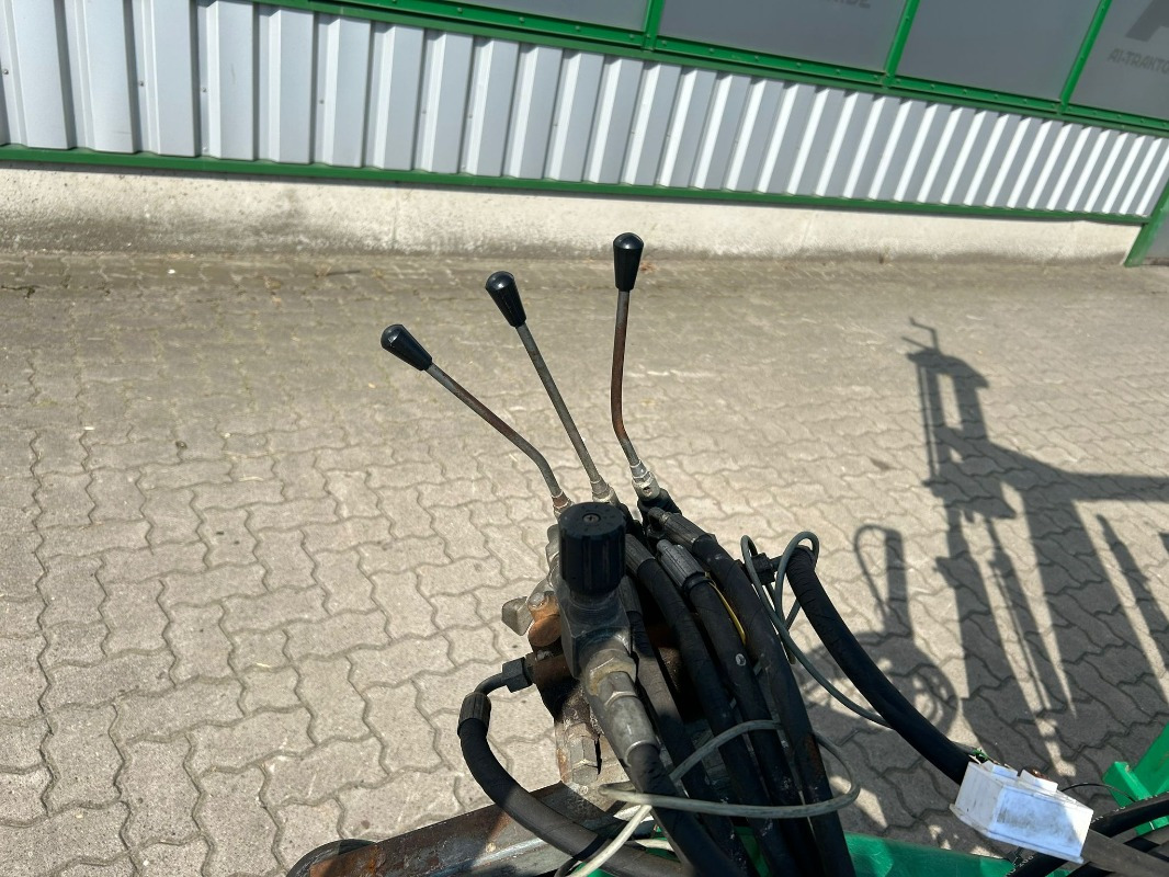 Metal-Fach Z 237 - معدة تغليف البالات: صور 5 Metal-Fach Z 237 - معدة تغليف البالات: صور 5